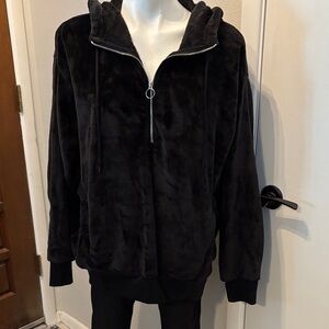 Black Fleece Zip-Up Hoodie